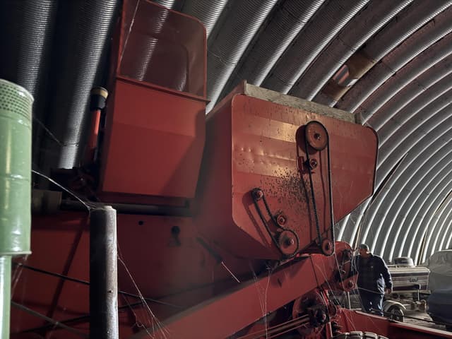 Image of Case 1060 equipment image 3