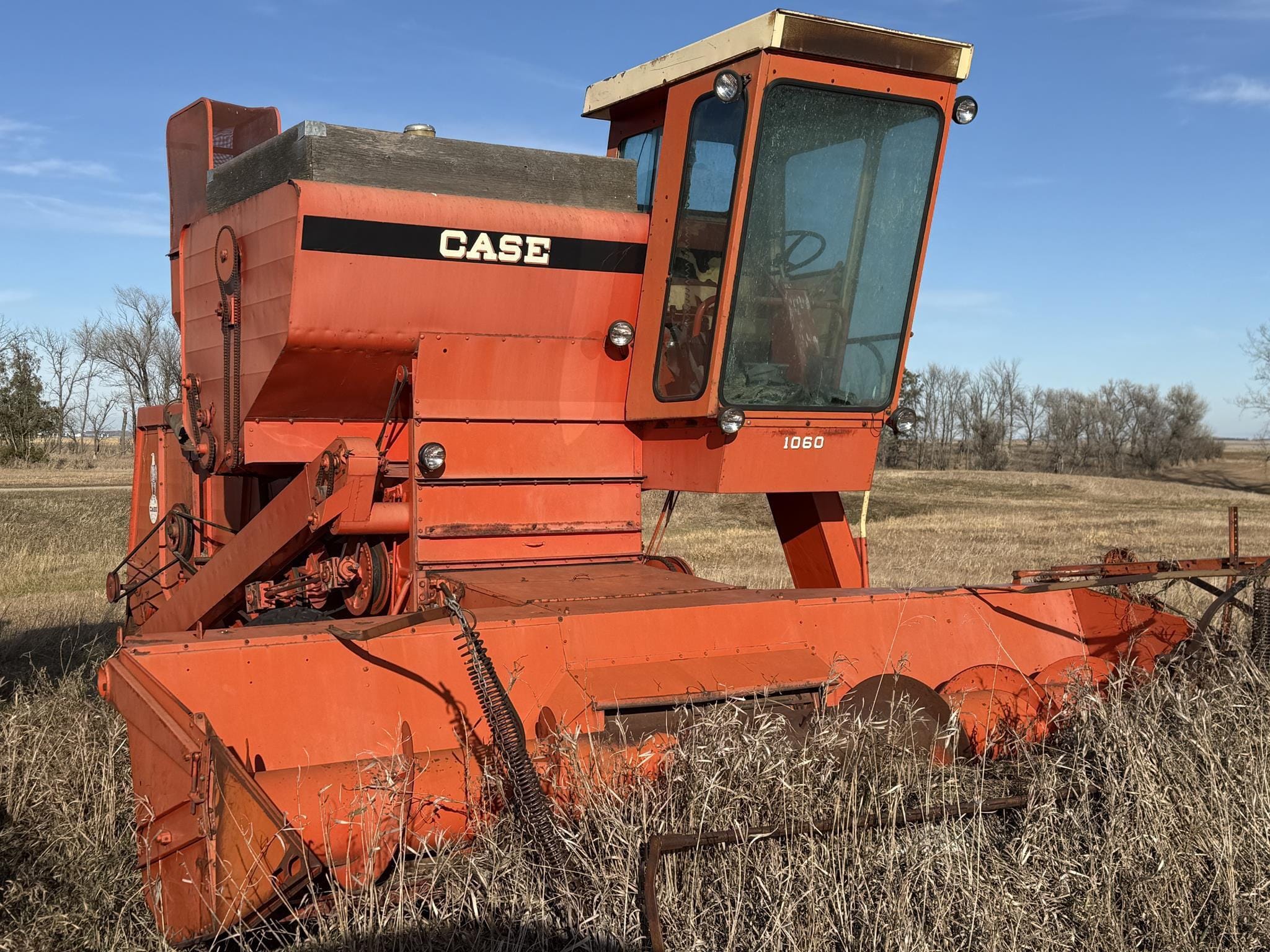 Case 1060 Equipment Image0