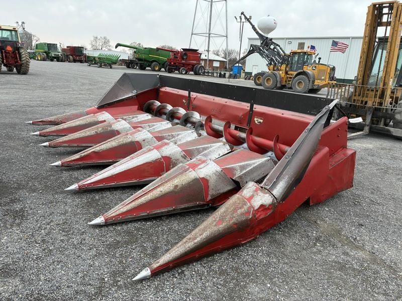 J.I. Case 1063 Equipment Image0