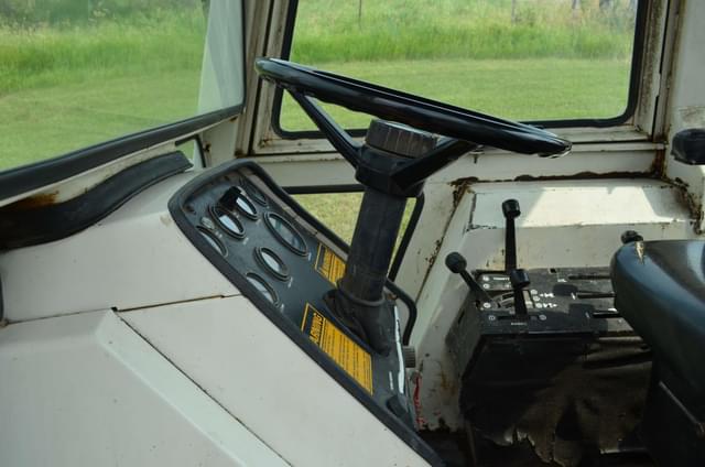Image of J.I. Case 1070 equipment image 4