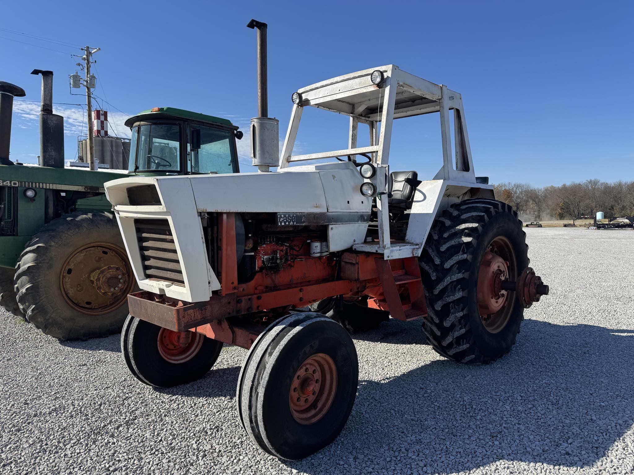 J.I. Case 1370 Equipment Image0