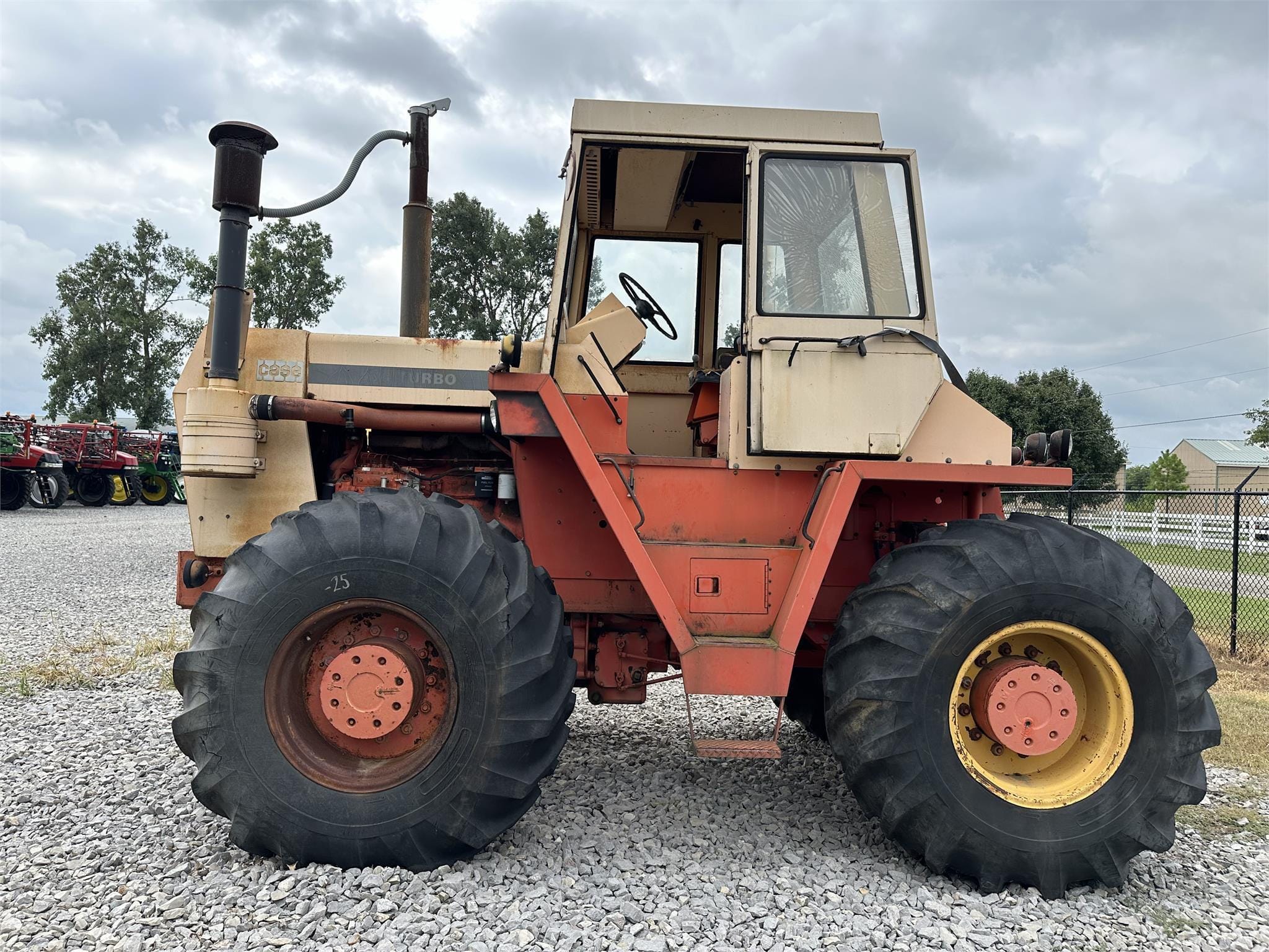 J.I. Case 1470 Equipment Image0