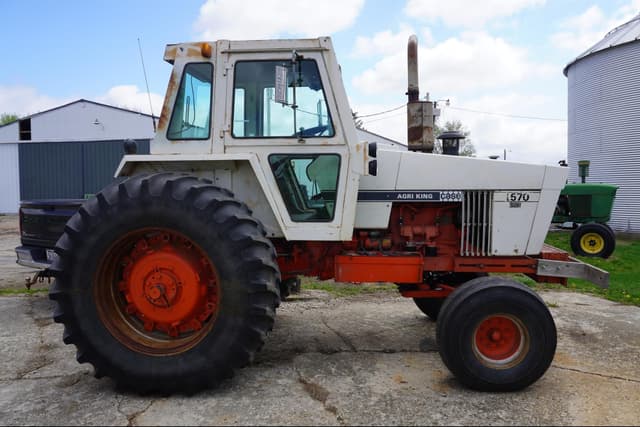 Image of J.I. Case 1570 equipment image 1