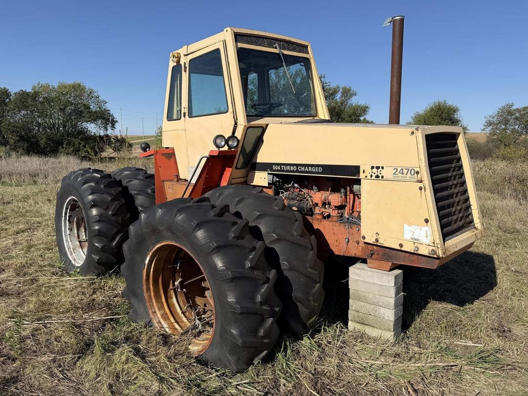 Image of J.I. Case 2470 Primary image