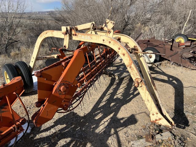 Image of J.I. Case 281 equipment image 1