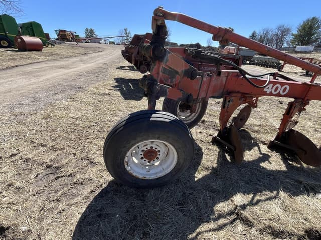 Image of J.I. Case 400 equipment image 3