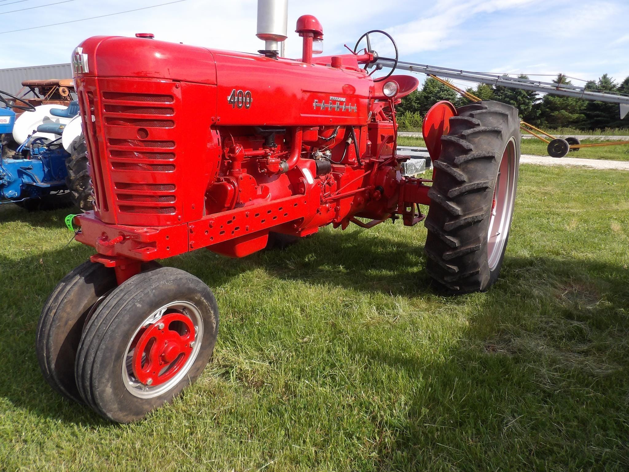 Farmall 400 Equipment Image0