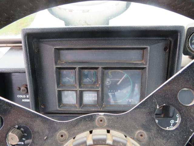 Image of J.I. Case 4690 equipment image 4