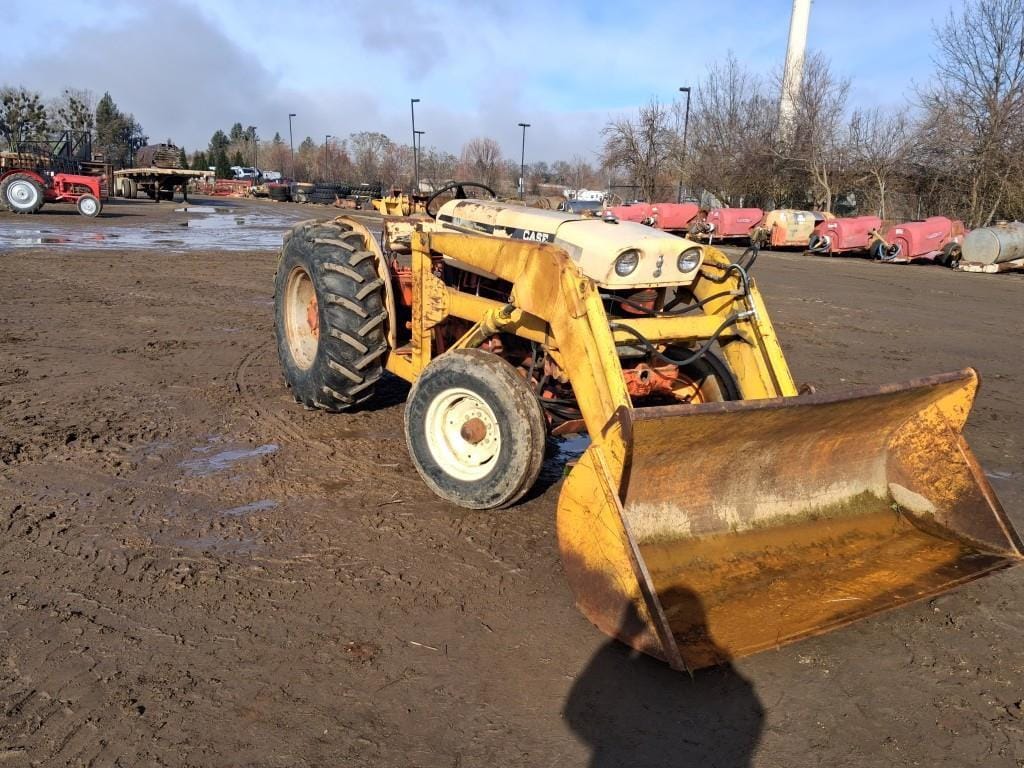 J.I. Case 540 Equipment Image0