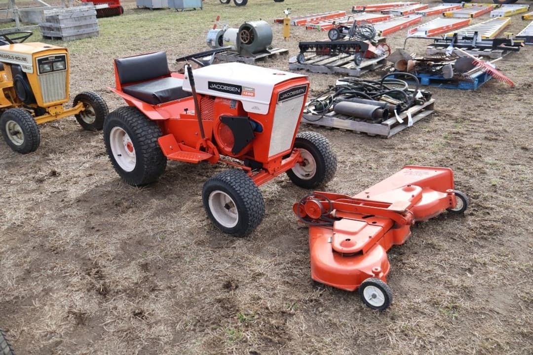 Image of Jacobsen Chief 1200 Image 0