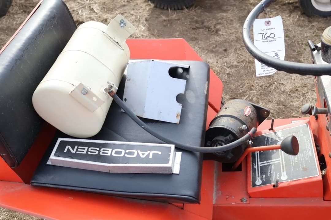 Image of Jacobsen Chief 800 Image 1