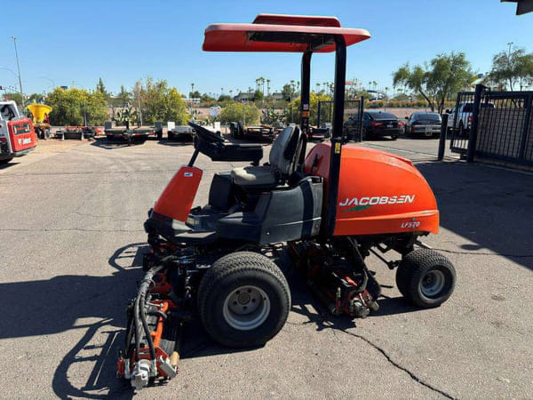 Jacobsen LF-570 Equipment Image0