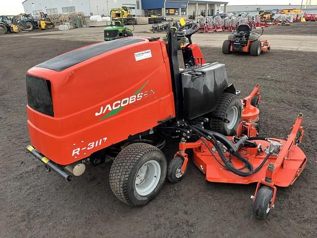 Image of Jacobsen R311T equipment image 2