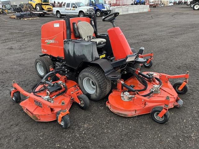 Image of Jacobsen R311T equipment image 3