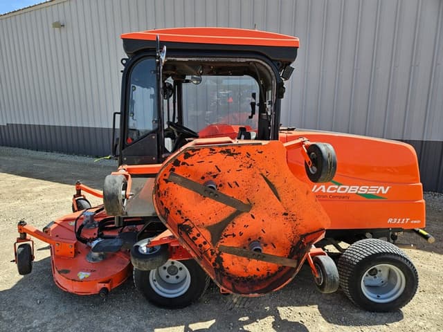 Image of Jacobsen R311T equipment image 1