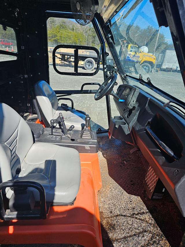 Image of Jacobsen Truckster XD equipment image 4