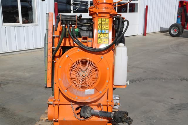 Image of Jacto AJ401 equipment image 1