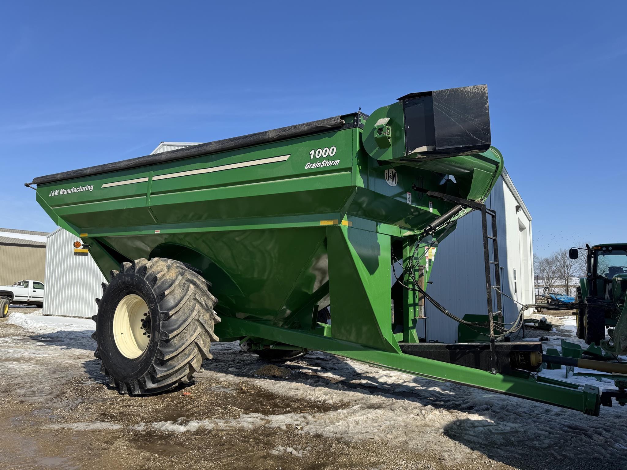 J&M 1000 Equipment Image0