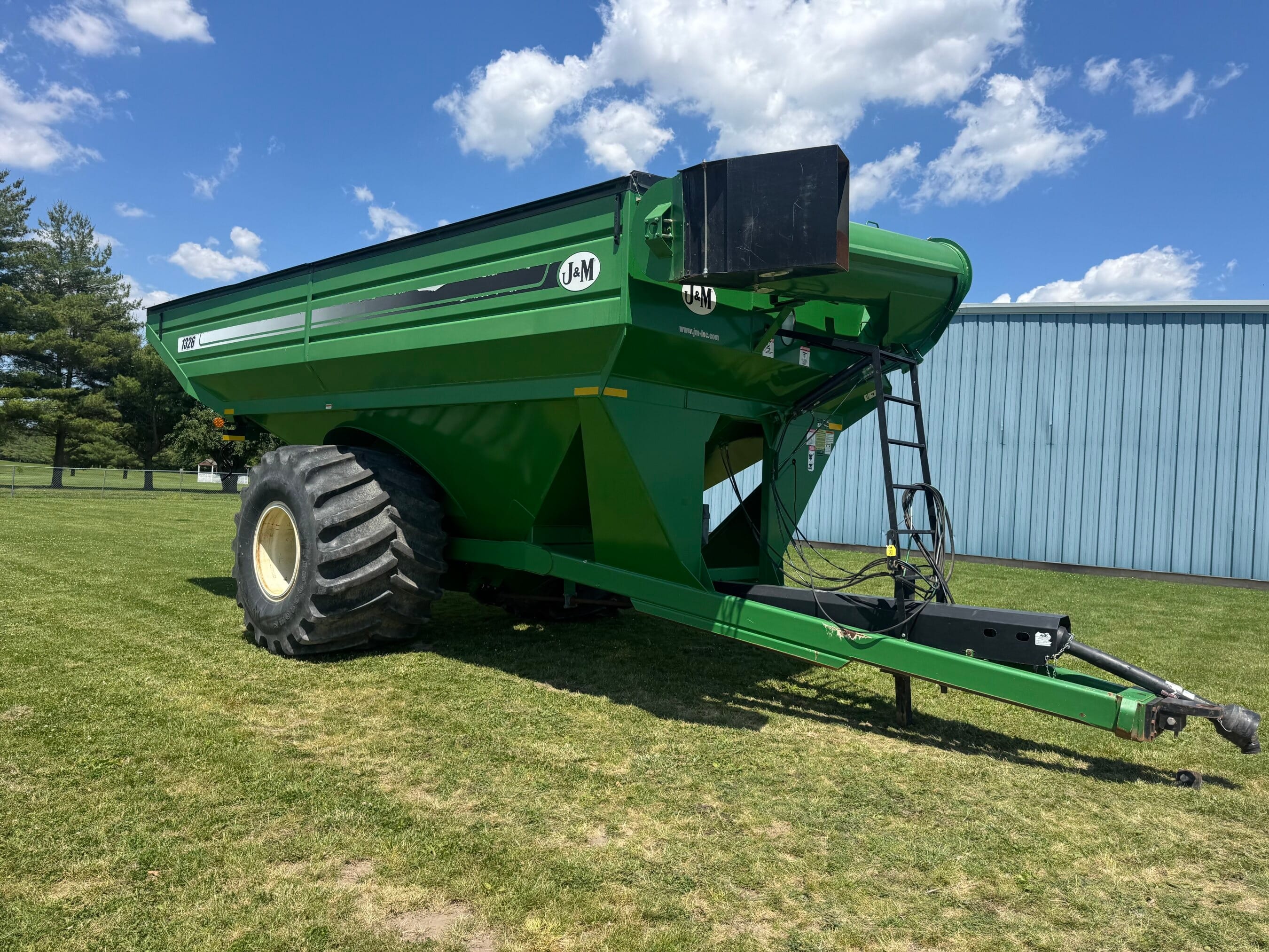 2015 J&M 1326 Equipment Image0