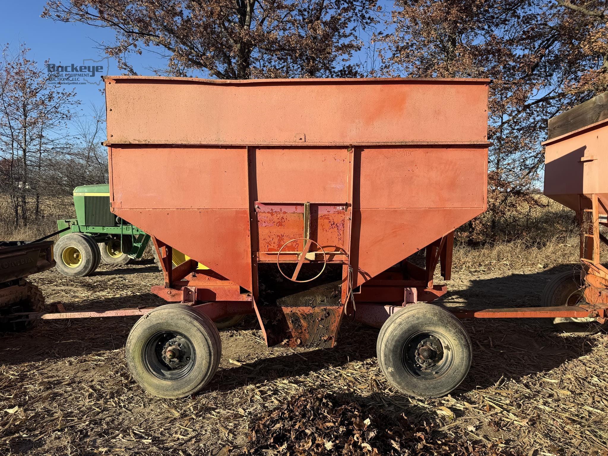 J&M 250 Equipment Image0