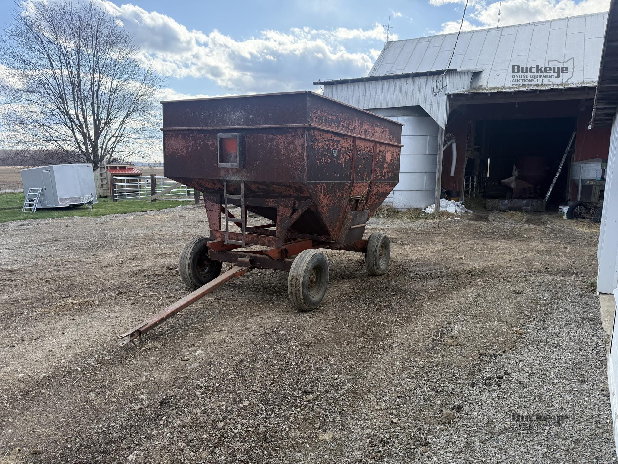 J&M 250-7 Equipment Image0