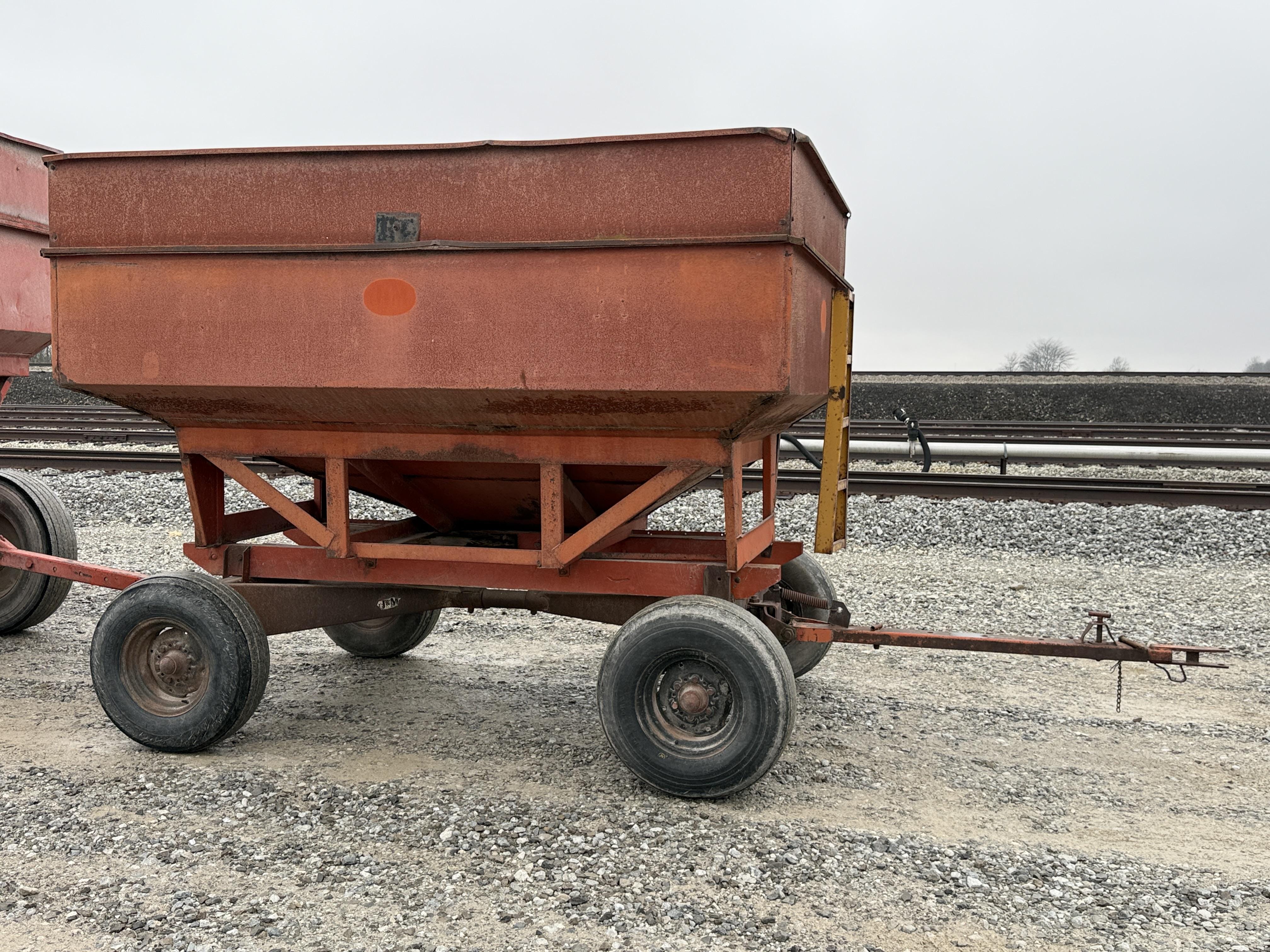 J&M 250 Equipment Image0