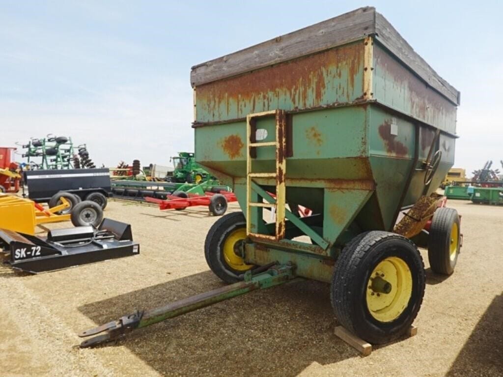 J&M 350 Equipment Image0