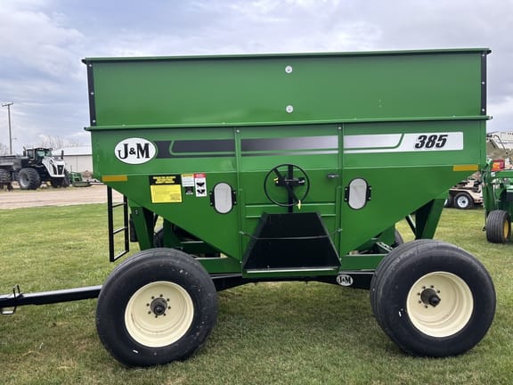 J&M 385 Equipment Image0