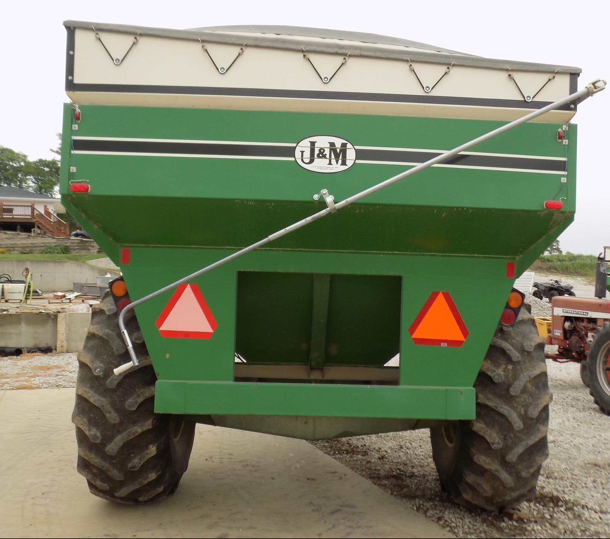 J&M 525-14 Equipment Image0