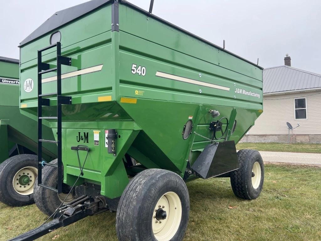 J&M 540 Equipment Image0