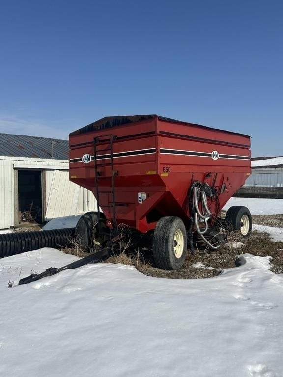 J&M 650 Equipment Image0