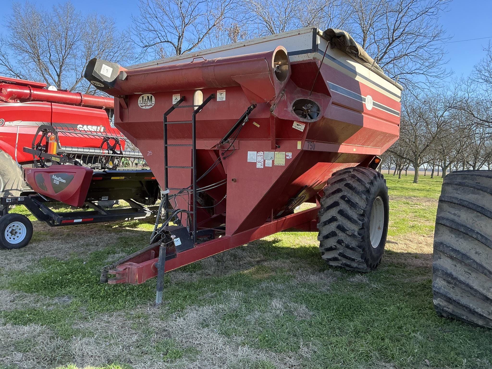 J&M 750-14 Equipment Image0