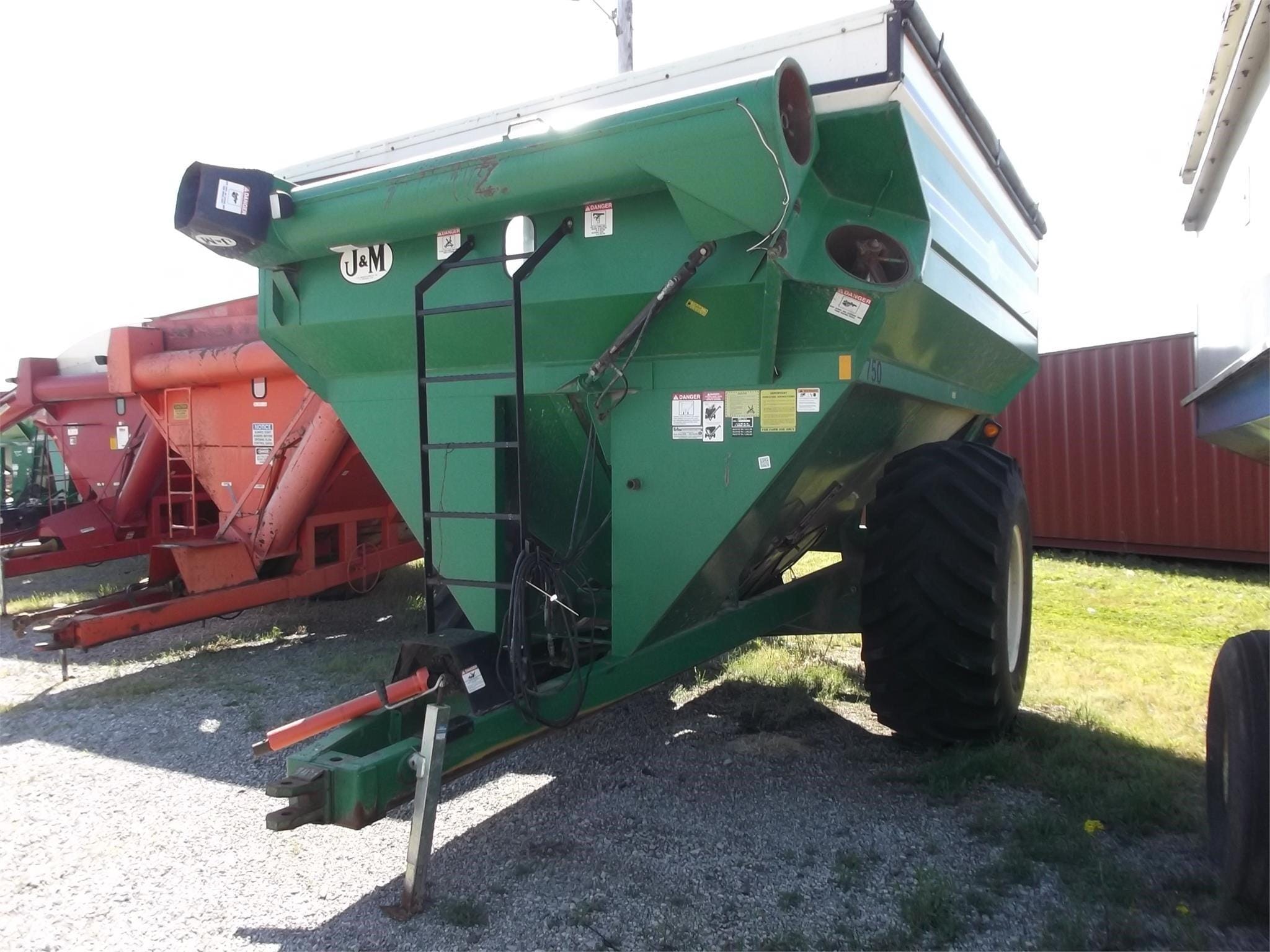J&M 750-14 Equipment Image0