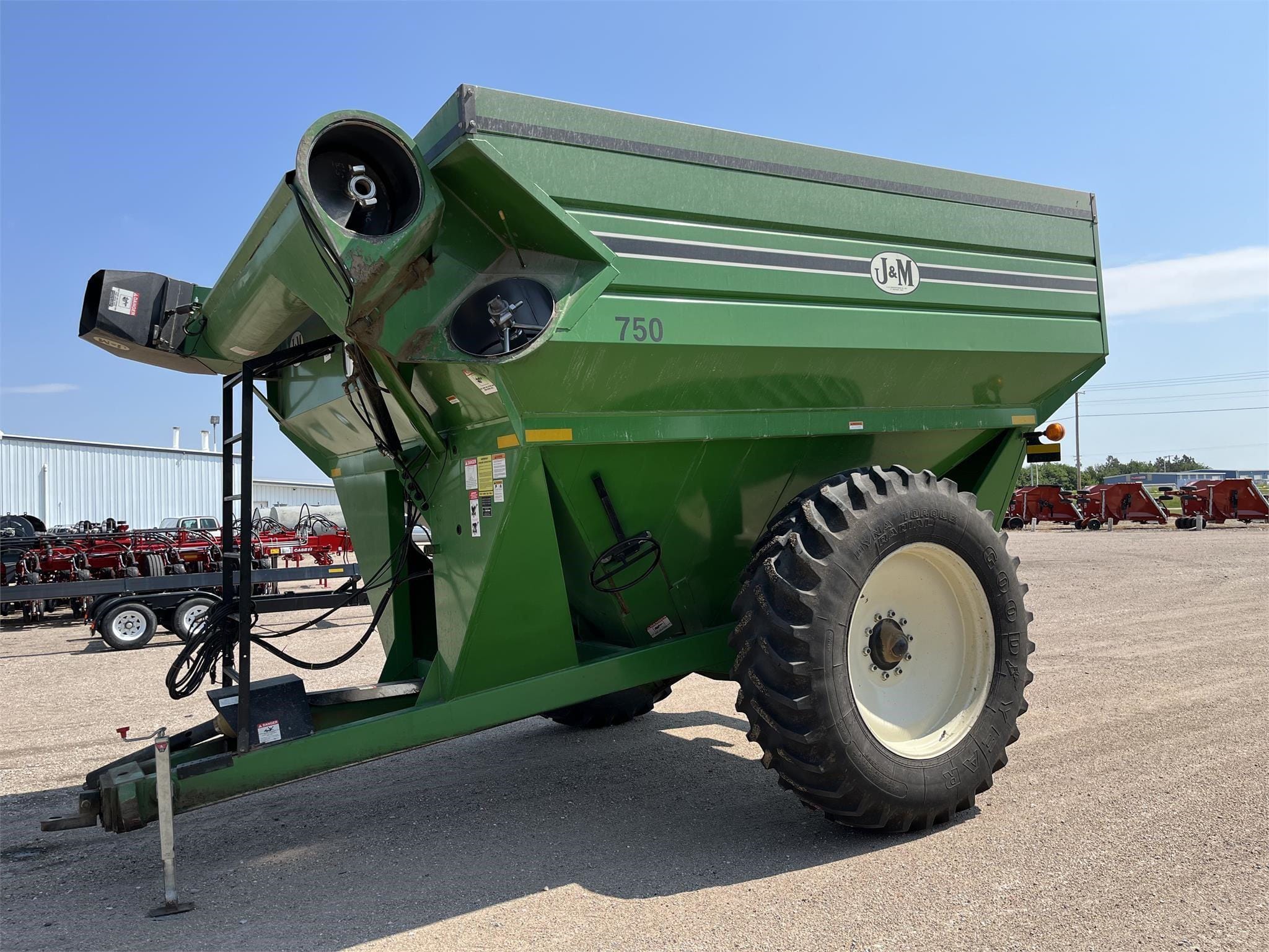 J&M 750-18 Equipment Image0