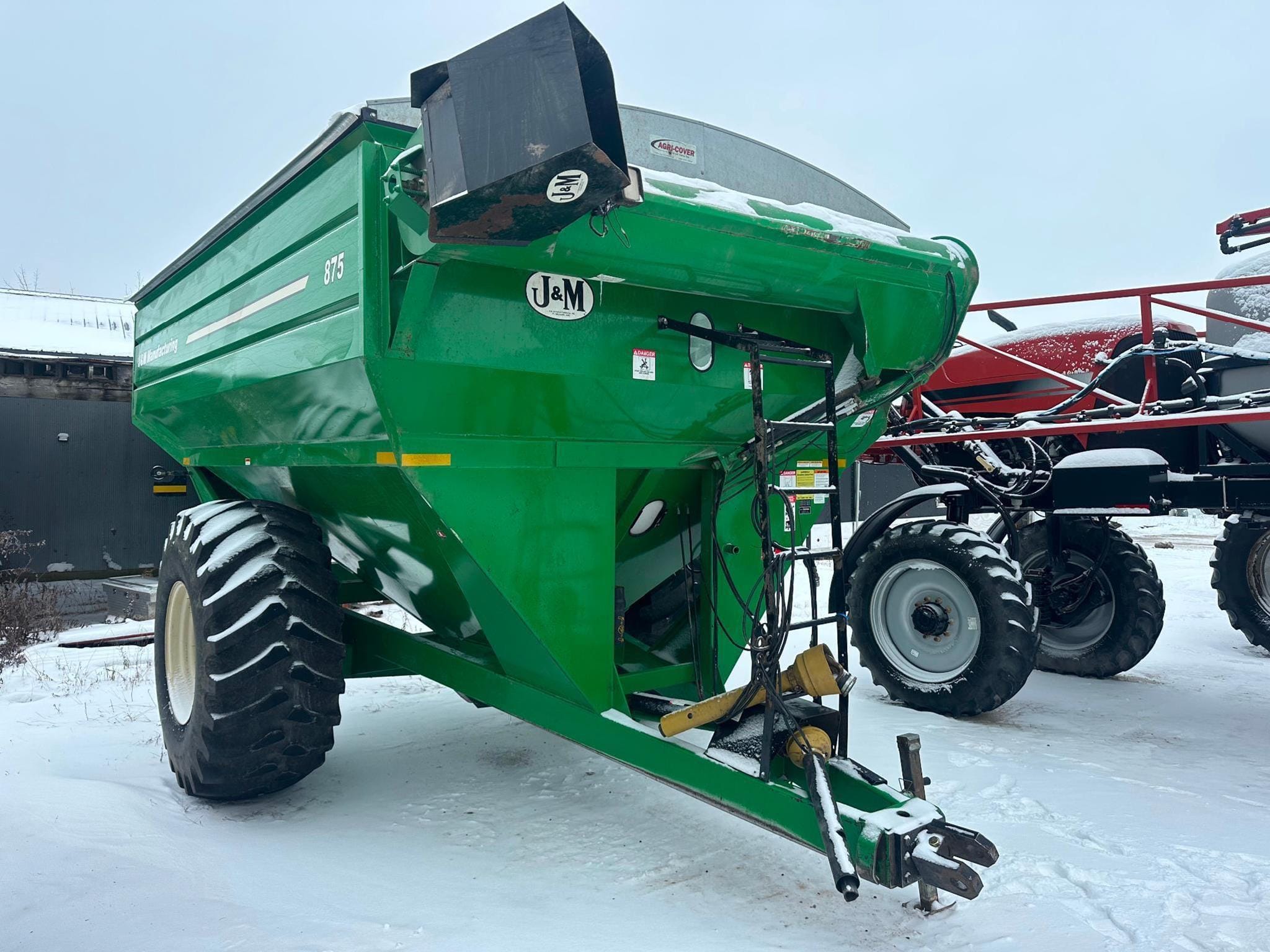 J&M 875 Equipment Image0