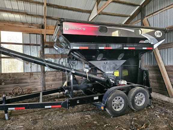 2019 J&M EC270 Equipment Image0