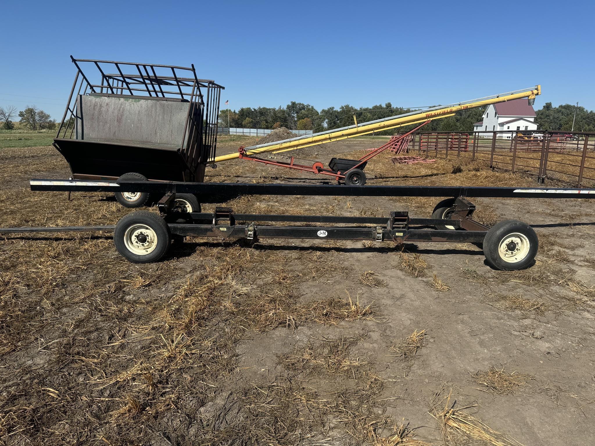 Main image J&M HT874