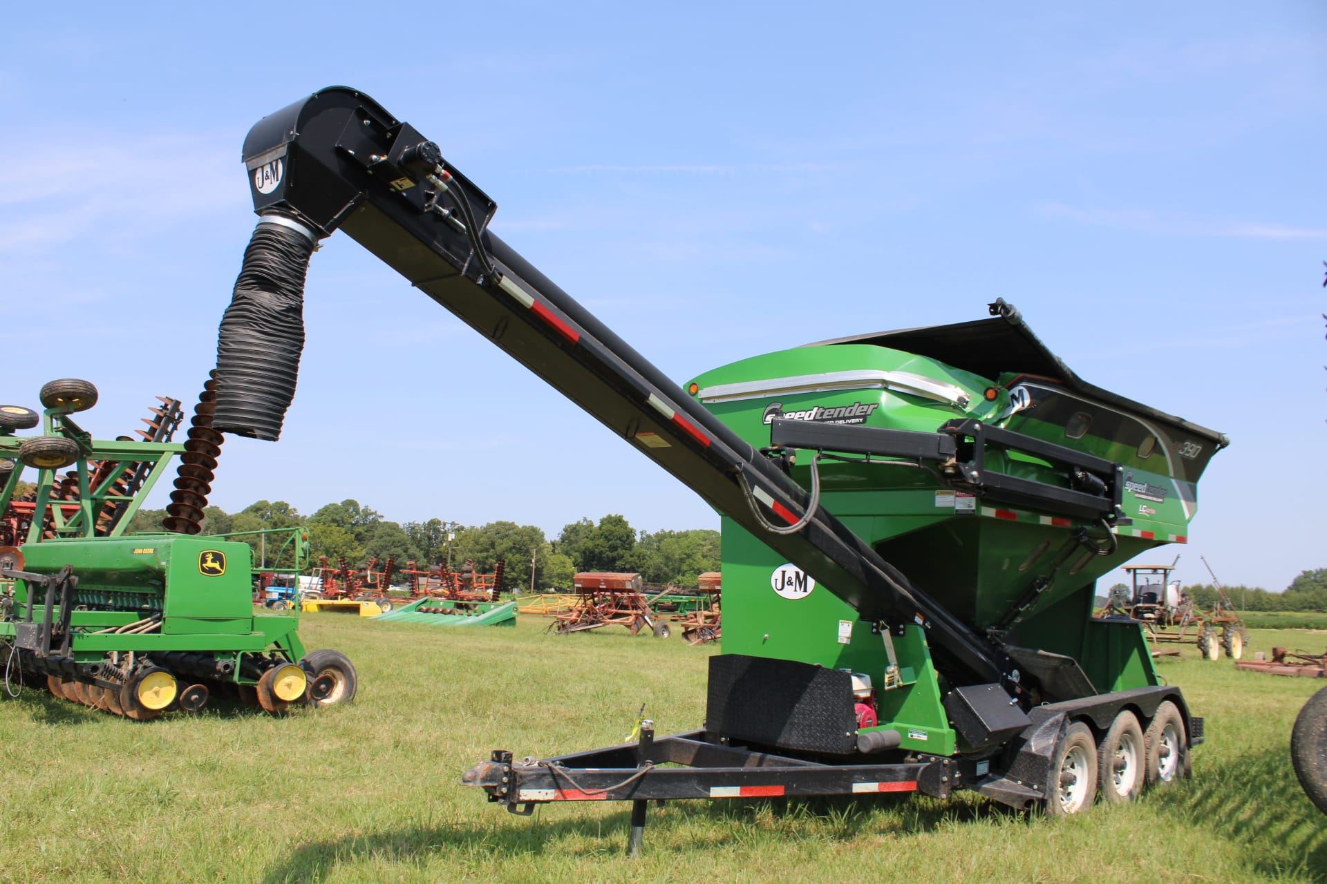 Main image J&M LC390