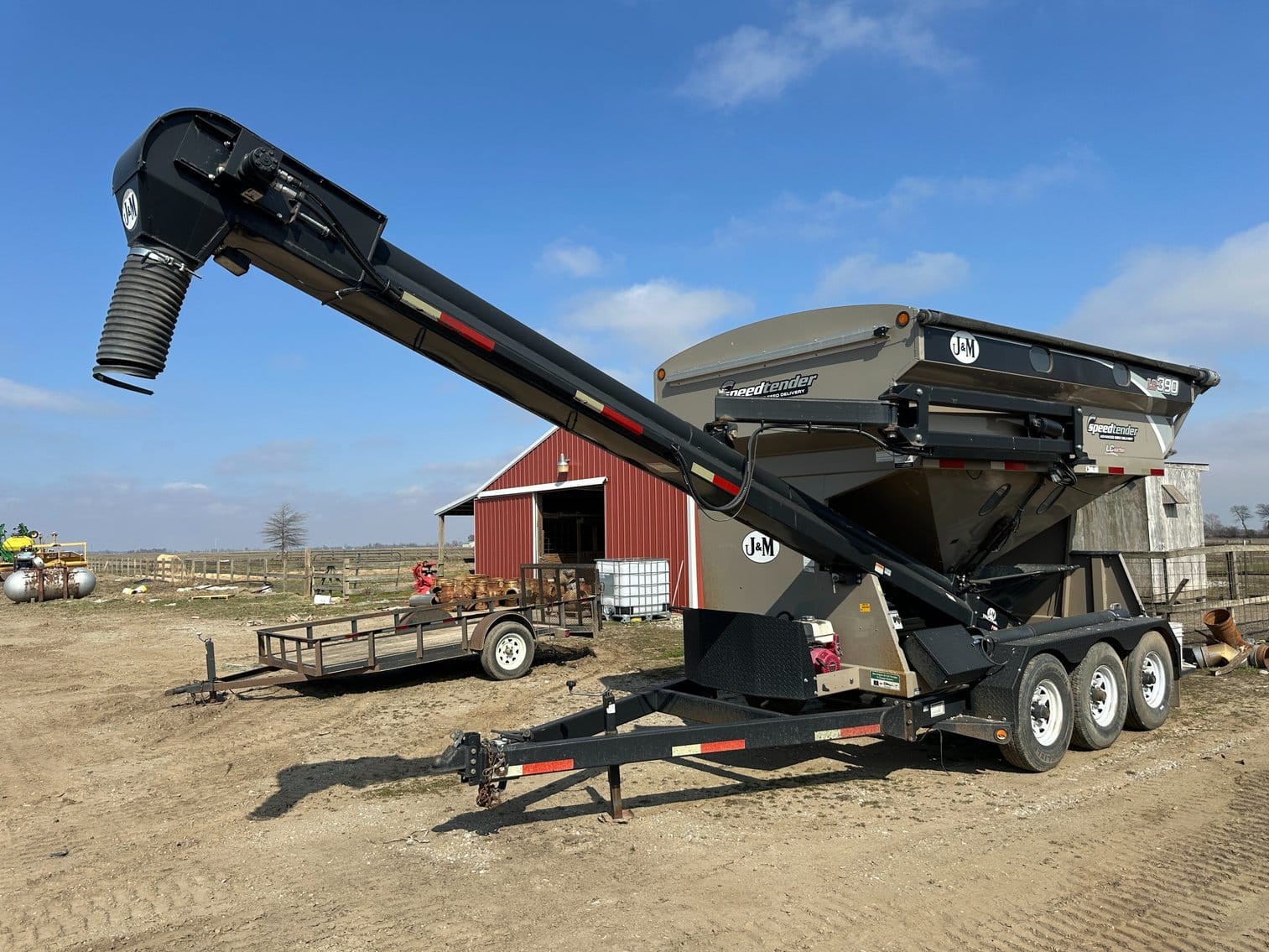 J&M LC390 Equipment Image0