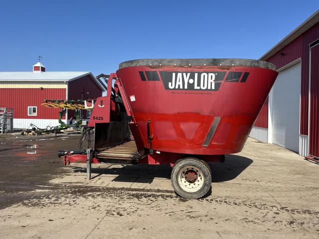 Image of Jaylor 5425 equipment image 1