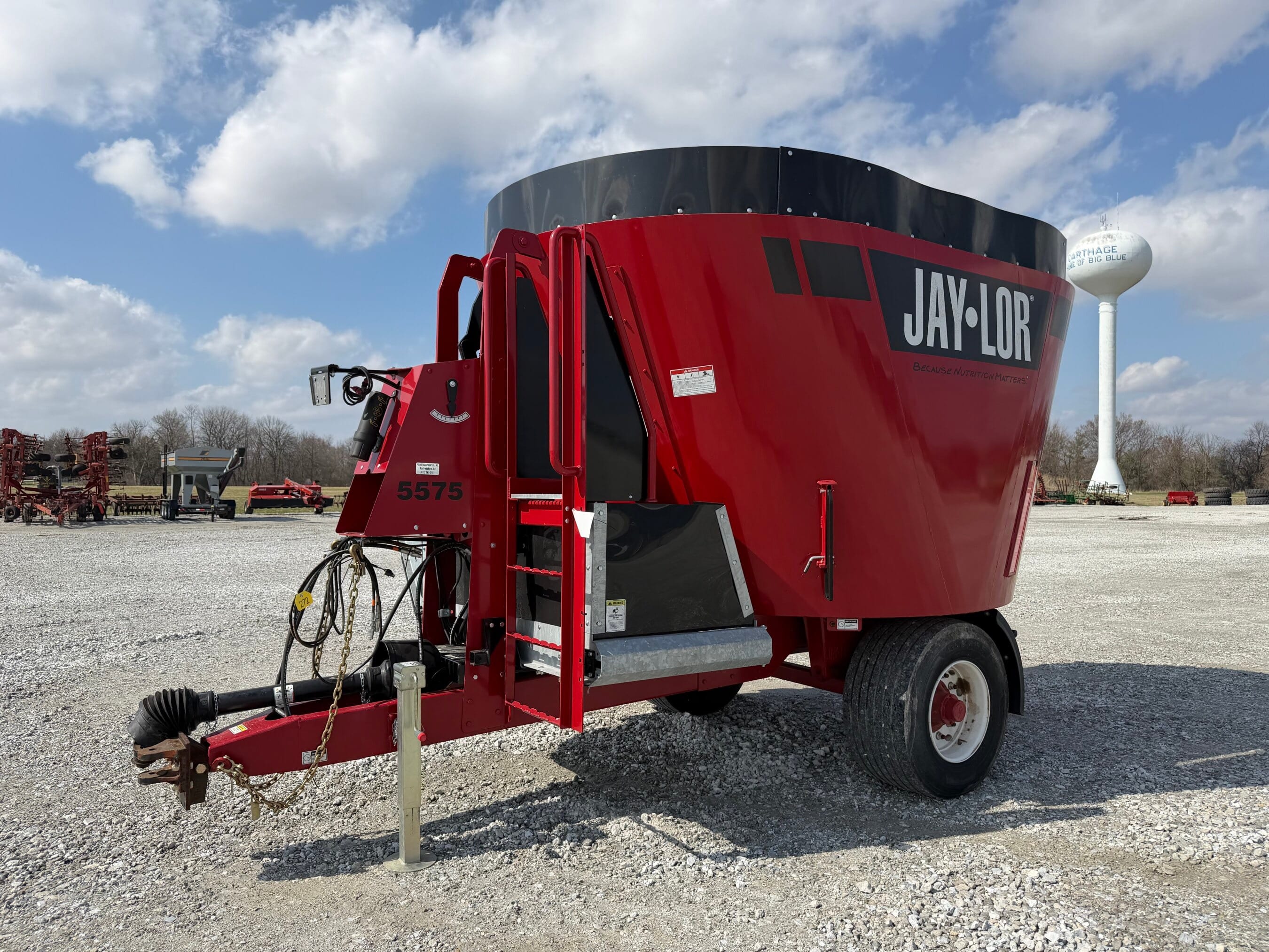 2023 Jaylor 5575 Equipment Image0