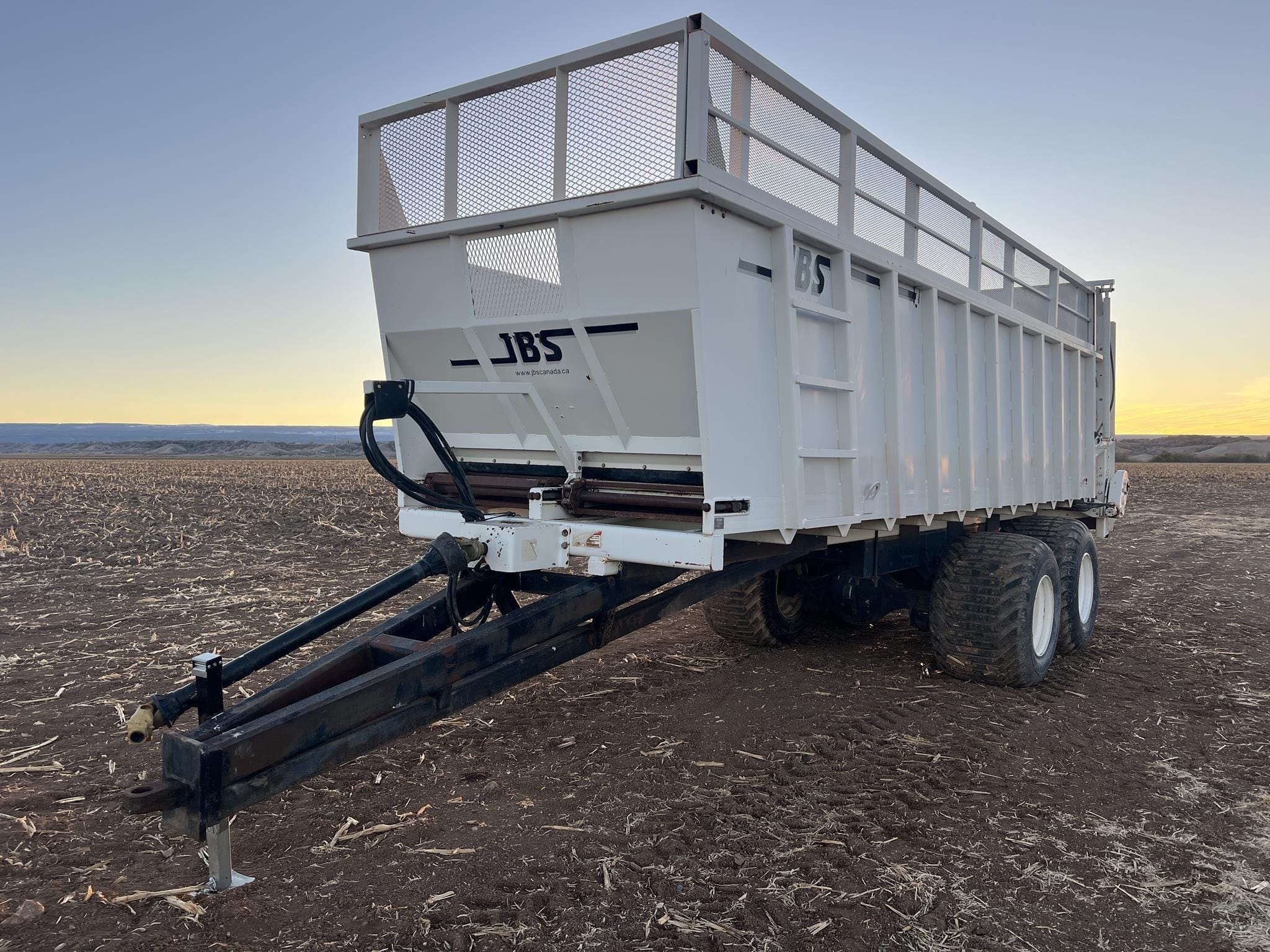 Main image JBS VMT2448