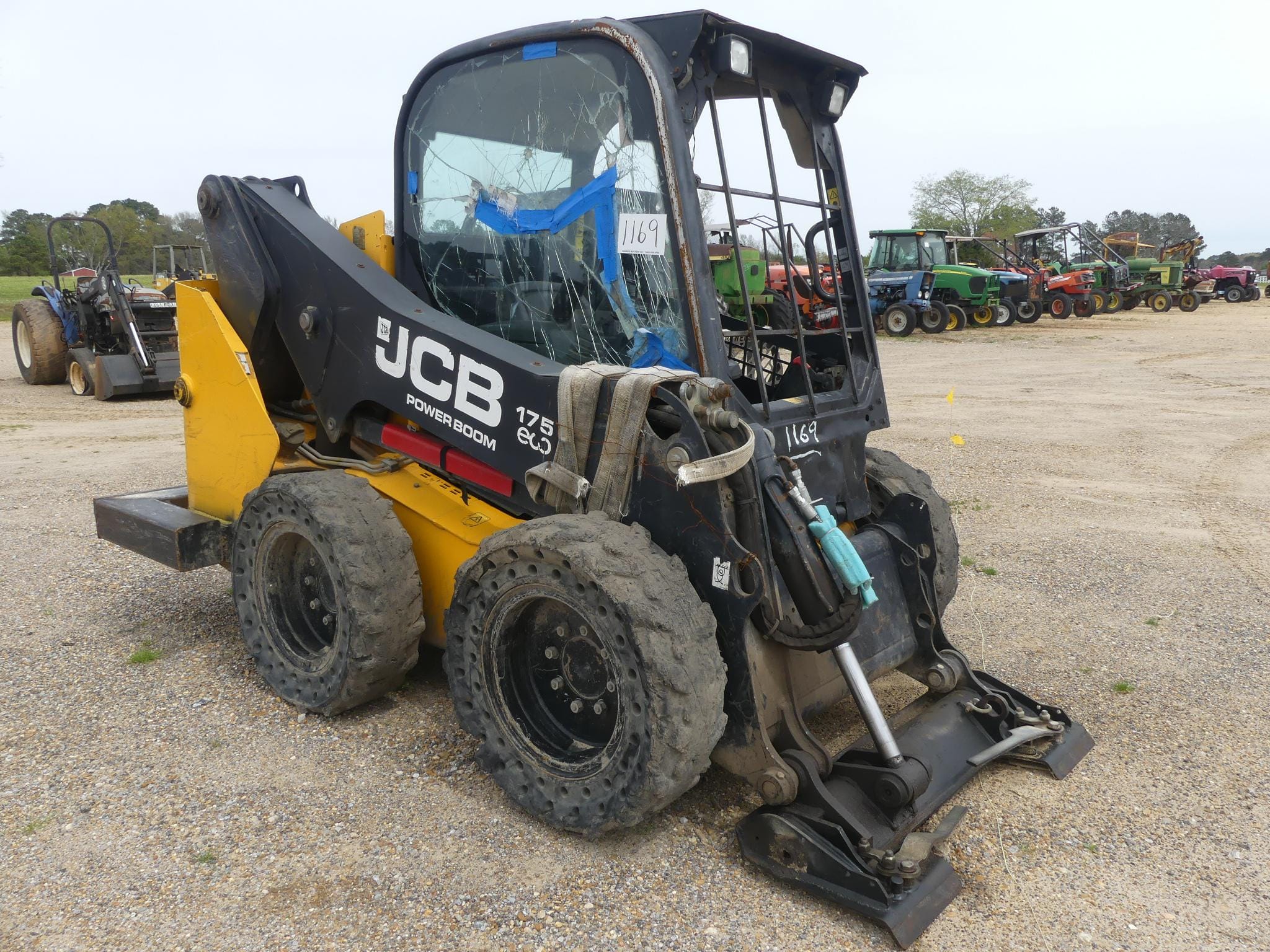 Main image JCB 175