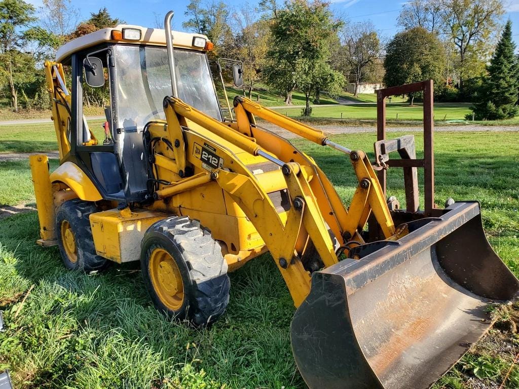 Main image JCB 212