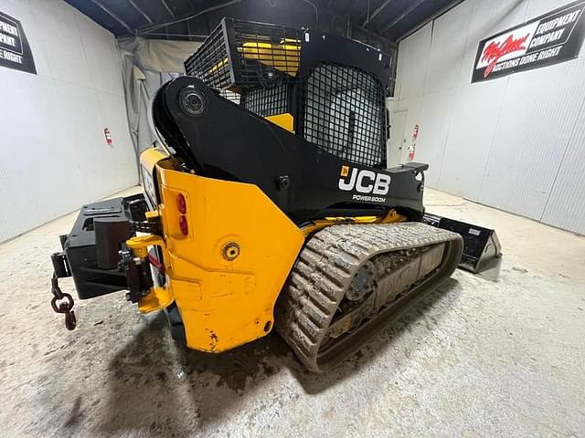 Image of JCB 300T equipment image 4