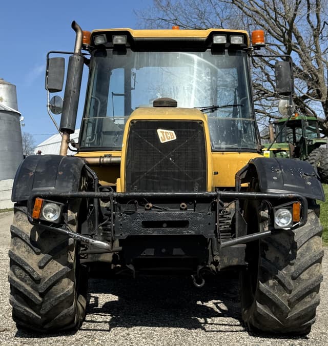 Image of JCB Fastrac 3185 equipment image 4