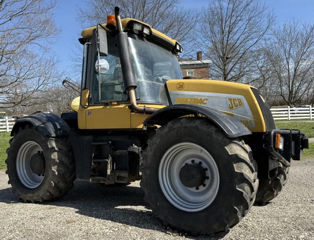 Image of JCB Fastrac 3185 equipment image 3