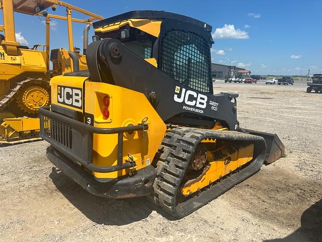 Image of JCB 320T equipment image 2