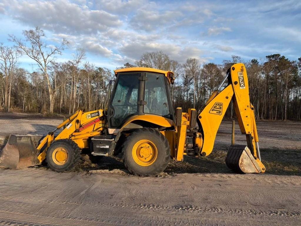 JCB 3CX Equipment Image0