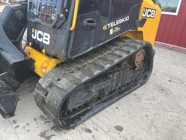 Image of JCB 3TS-8T equipment image 2